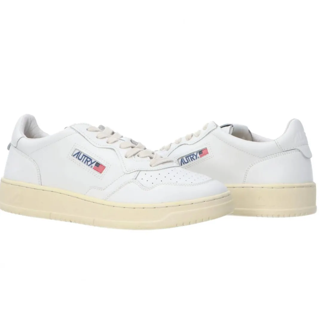 aulmgg_low_man_goat_bianc_2.webp Autry Donna Sneakers | Sneakers-AULMGG low man goat Bianco Nappa