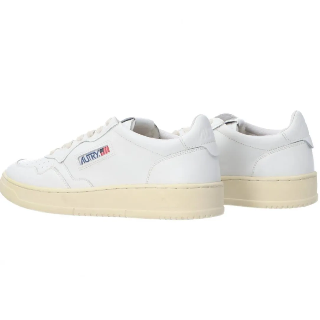 aulmgg_low_man_goat_bianc_3.webp Autry Donna Sneakers | Sneakers-AULMGG low man goat Bianco Nappa