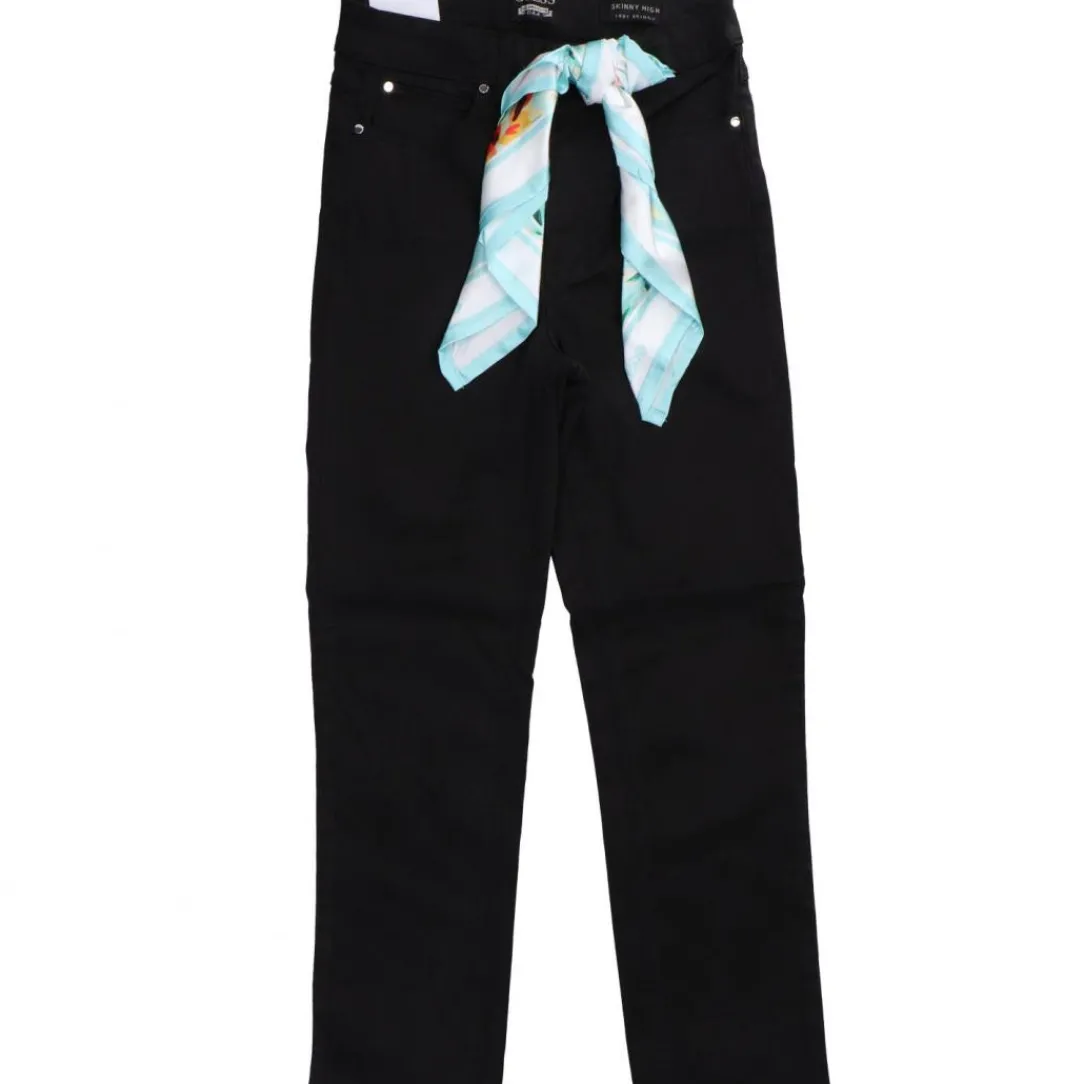 capri_nero_1.webp Guess Donna Pantaloni-1981 CAPRI Nero