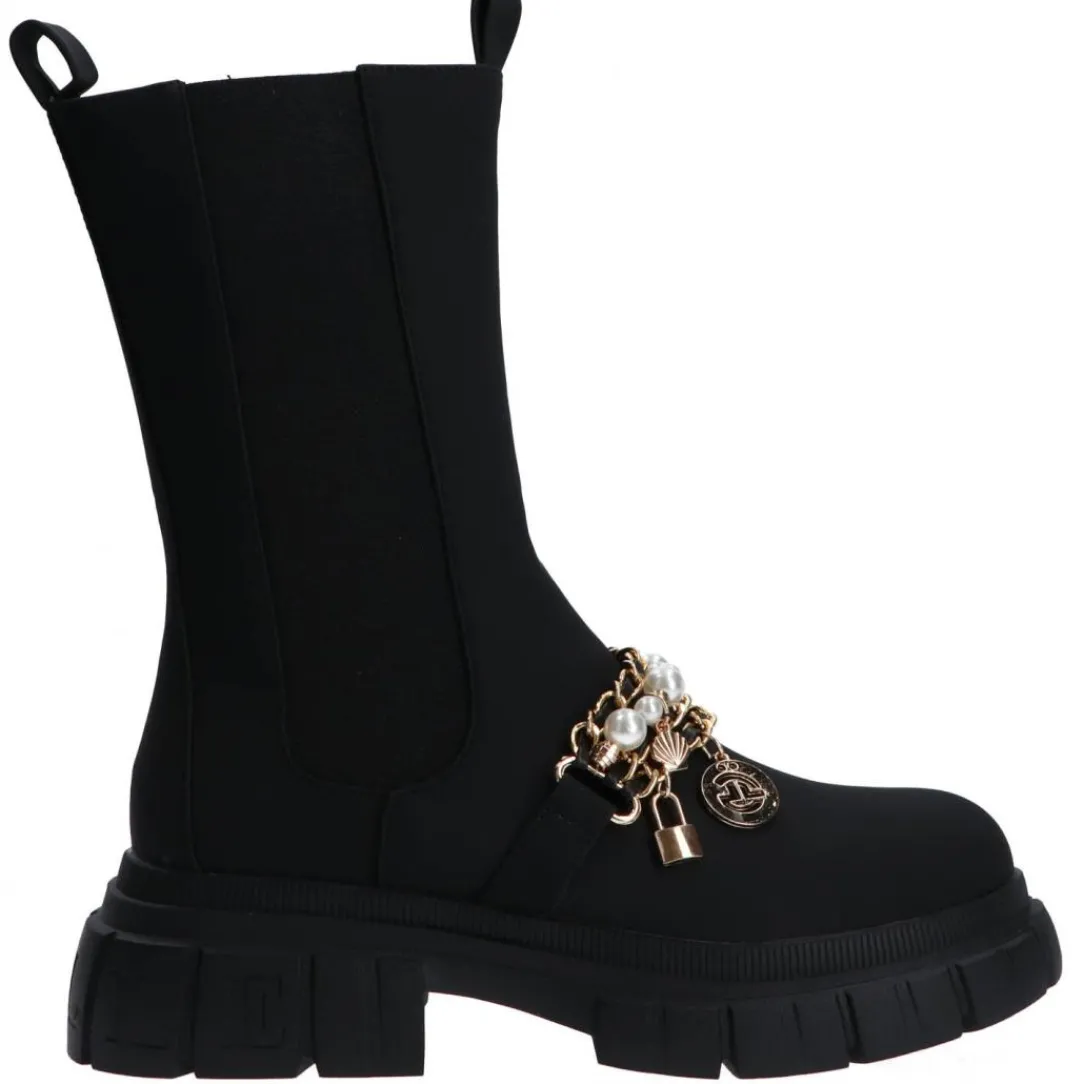 gbcdp_ecopelle_con_charms_0.webp Gaelle Paris Donna Stivaletti E Stivali-GBCDP3121 ECOPELLE CON CHARMS Nero
