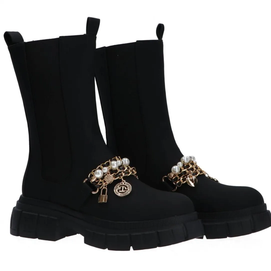gbcdp_ecopelle_con_charms_1.webp Gaelle Paris Donna Stivaletti E Stivali-GBCDP3121 ECOPELLE CON CHARMS Nero