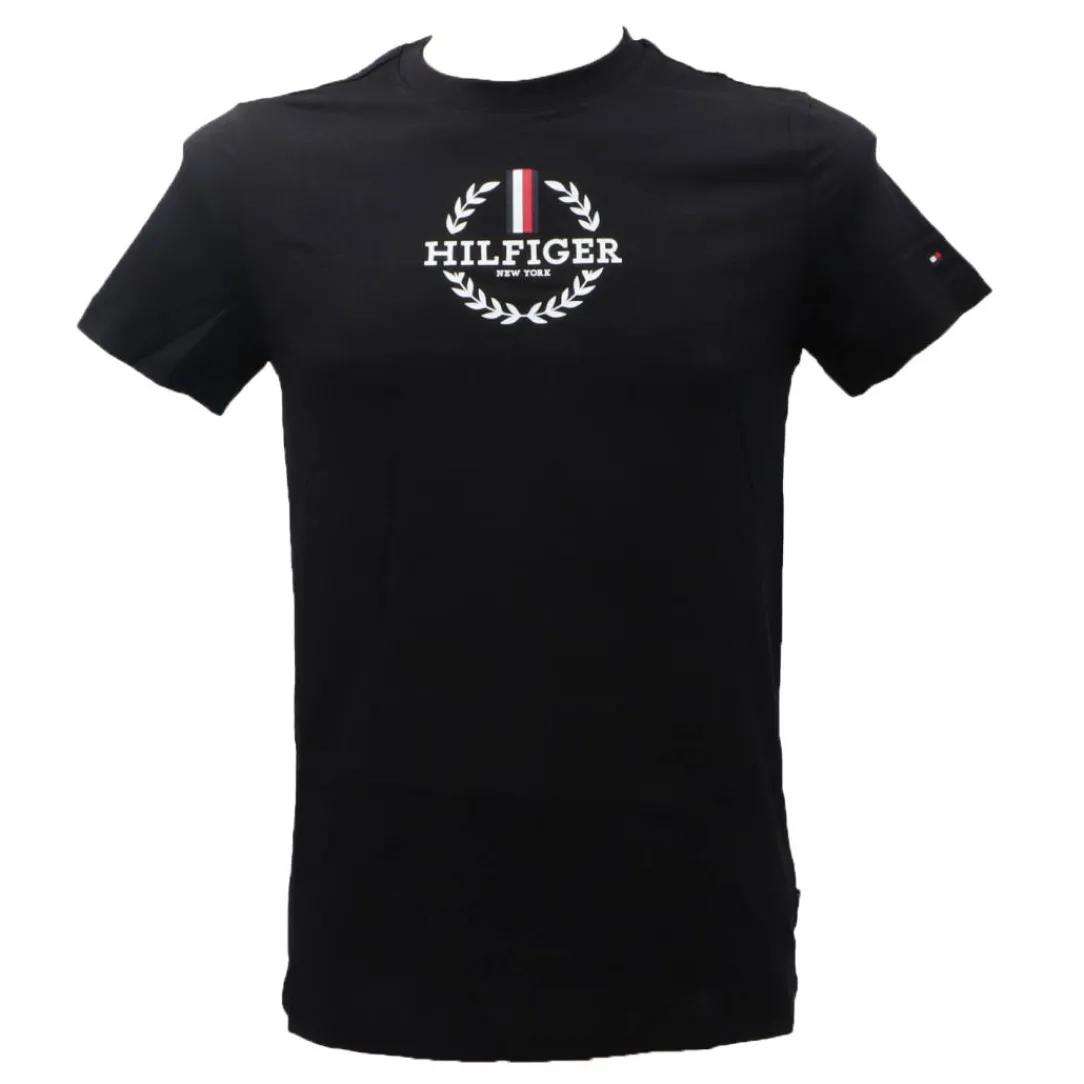 global_stripe_wreath_tee__0.webp Tommy Hilfiger Uomo T-Shirt-GLOBAL STRIPE WREATH TEE 34388 Nero