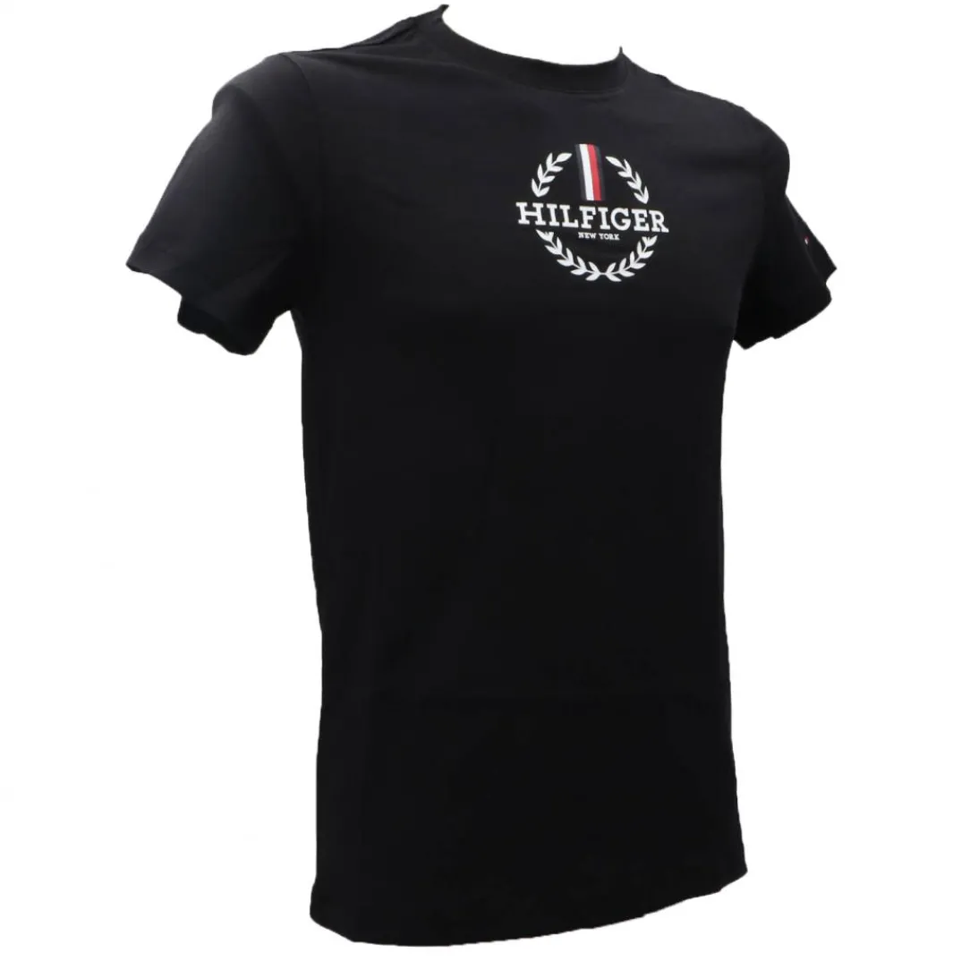 global_stripe_wreath_tee__1.webp Tommy Hilfiger Uomo T-Shirt-GLOBAL STRIPE WREATH TEE 34388 Nero