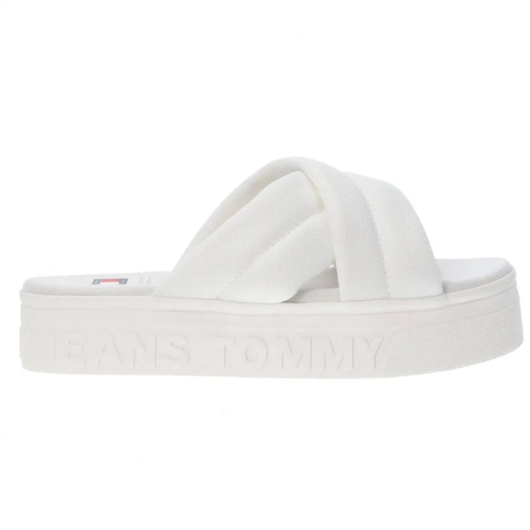 tjw_lettering_flatform_sa_0.webp Tommy Hilfiger Donna Sandali-TJW LETTERING FLATFORM SANDAL Bianco
